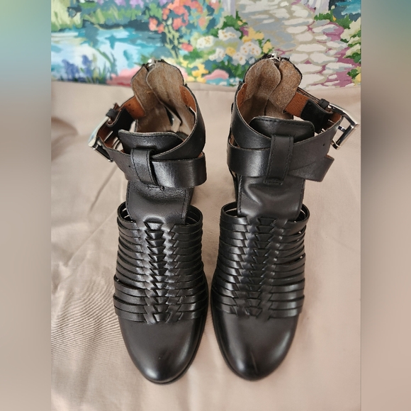 Jeffrey Campbell leather shoes - Picture 3 of 7